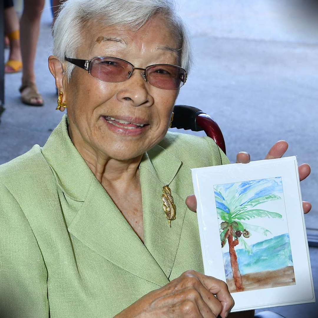 Activities-Memories-in-the-Making Memories in the Making - artist Ruth with her painting