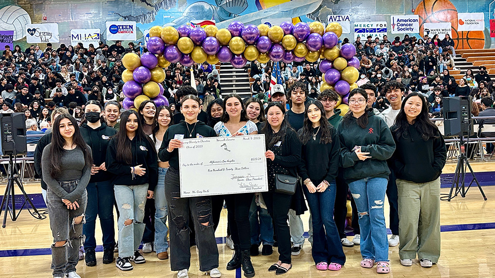 Norwalk High School senior class of 2023 presenting check to Alzheimer's Los Angeles